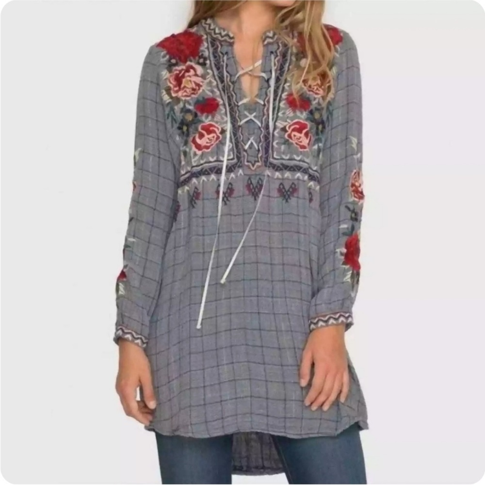 Workshop Republic Clothing Gray Red Embellished Tunic. NWT